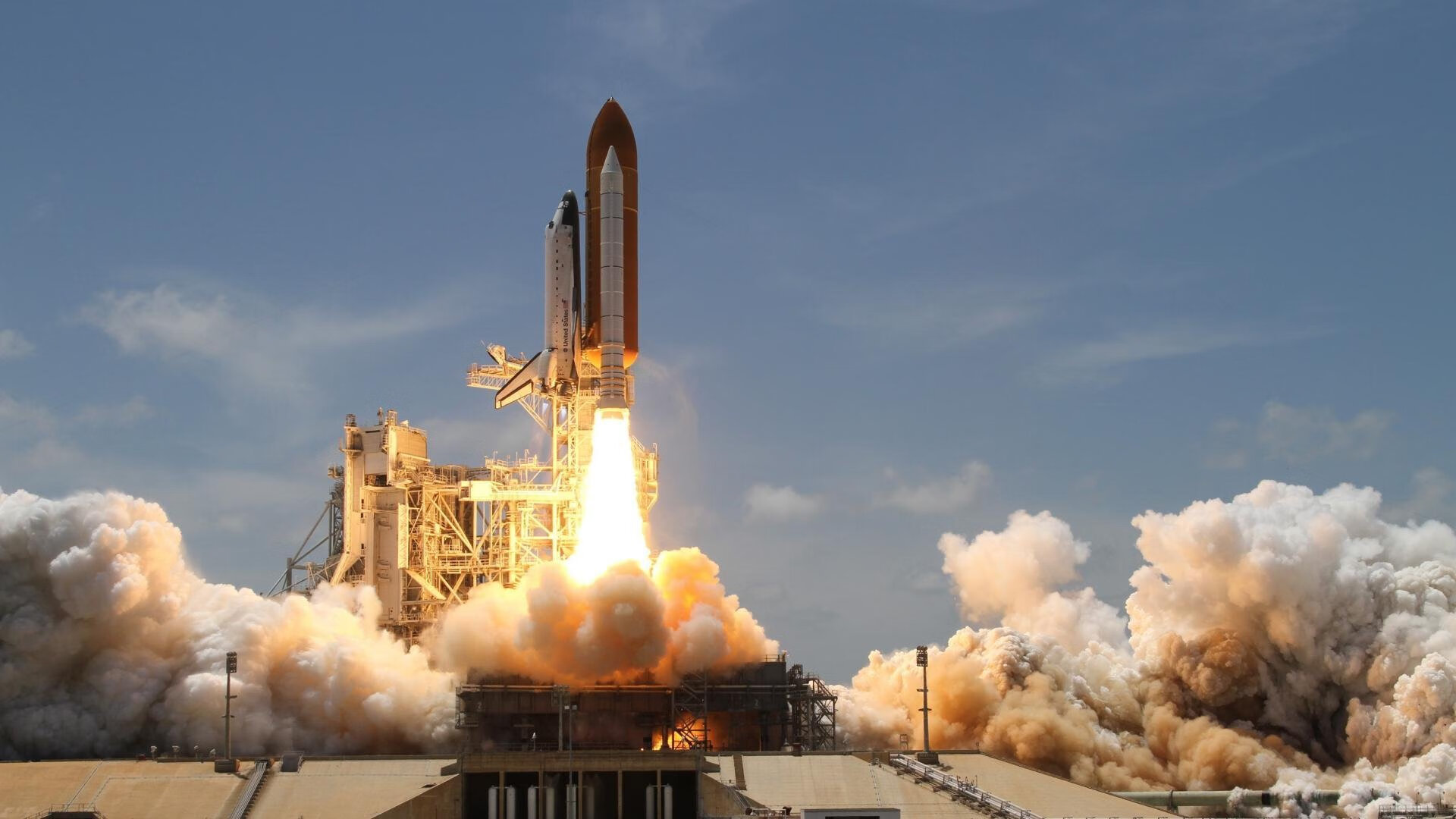 乐鱼官网介绍-比赛前球员完成专项激活训练提升比赛状态进入节奏更快，球队赛前鼓励方式